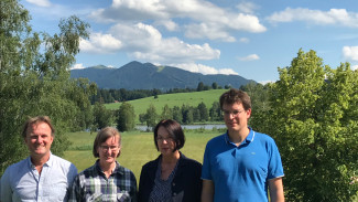 Die vier Pfarrerinnen und Pfarrer in Murnau